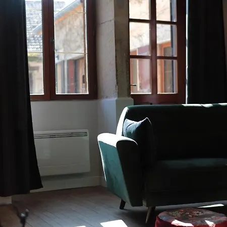 Semesterbostad Aux Refuges Des Catotiers - A Ciel Ouvert & La Cour Interieure Cusey